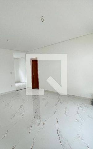 Casa à venda com 165m², 3 quartos e 2 vagasSala