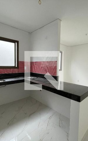 Casa à venda com 165m², 3 quartos e 2 vagasCozinha