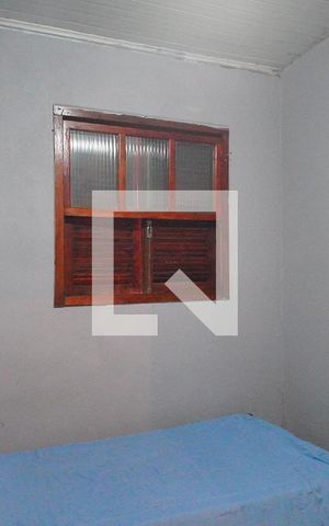 Casa à venda com 120m², 2 quartos e 2 vagas Casa à venda com 120m², 2 quartos e 2 vagasSuíte