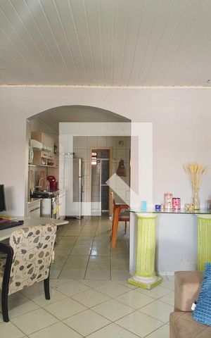 Casa à venda com 120m², 2 quartos e 2 vagas Casa à venda com 120m², 2 quartos e 2 vagassala