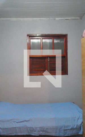 Casa à venda com 120m², 2 quartos e 2 vagas Casa à venda com 120m², 2 quartos e 2 vagasSuíte