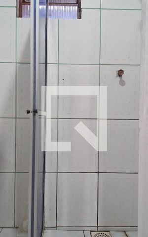 Casa à venda com 120m², 2 quartos e 2 vagas Casa à venda com 120m², 2 quartos e 2 vagasBanheiro