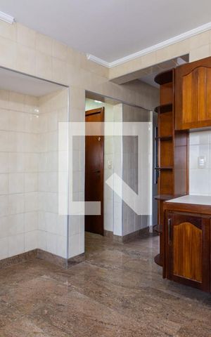 Apartamento à venda com 240m², 4 quartos e 4 vagasCozinha