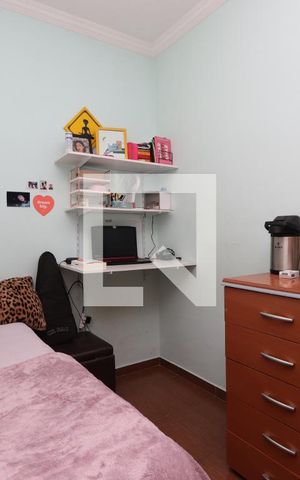 Casa à venda com 330m², 4 quartos e 6 vagasQuarto 2 Casa 2