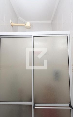 Casa à venda com 330m², 4 quartos e 6 vagasBanheiro Casa 2