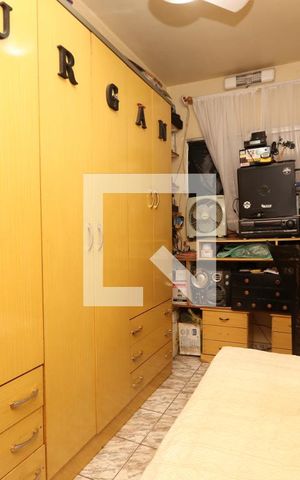 Casa à venda com 330m², 4 quartos e 6 vagasQuarto 2 Casa 1
