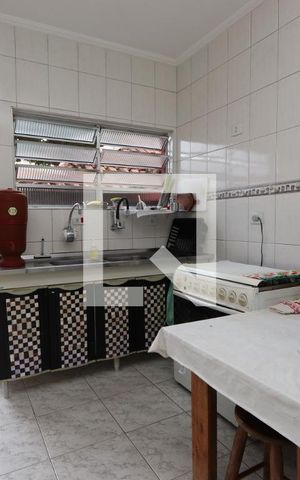 Casa à venda com 330m², 4 quartos e 6 vagasCozinha Casa 2