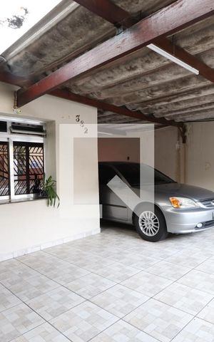 Casa à venda com 330m², 4 quartos e 6 vagasGaragem