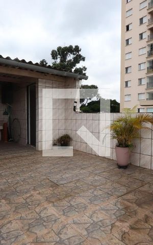 Casa à venda com 330m², 4 quartos e 6 vagasSolário