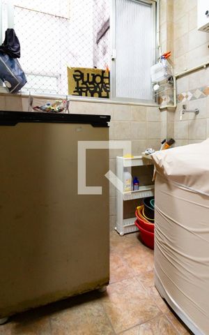 Apartamento à venda com 132m², 3 quartos e 1 vaga Apartamento à venda com 132m², 3 quartos e 1 vagaÁrea de serviço