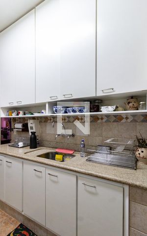 Apartamento à venda com 132m², 3 quartos e 1 vaga Apartamento à venda com 132m², 3 quartos e 1 vagaCozinha