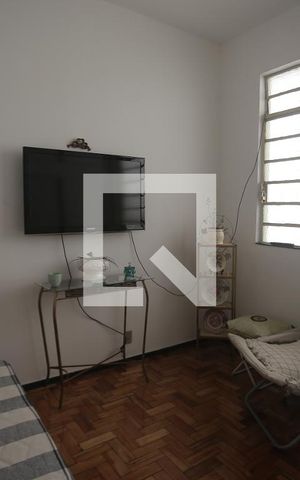 Casa à venda com 240m², 4 quartos e 1 vagaquarto 1