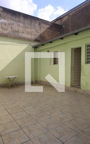 Casa à venda com 240m², 4 quartos e 1 vagaquintal