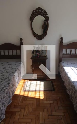 Casa à venda com 240m², 4 quartos e 1 vagaquarto 3