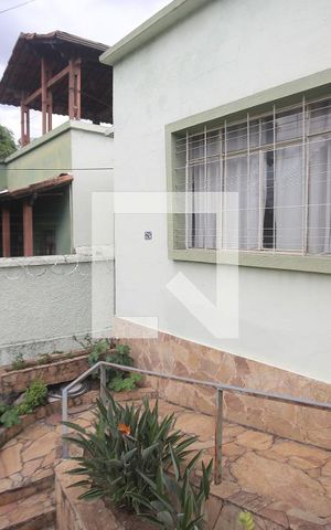Casa à venda com 240m², 4 quartos e 1 vagaquintal
