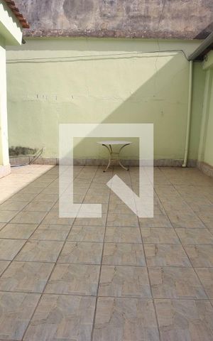 Casa à venda com 240m², 4 quartos e 1 vagaquintal
