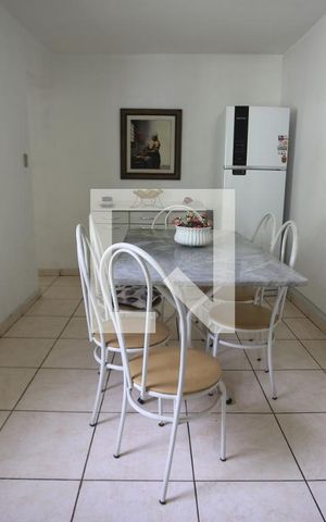 Casa à venda com 240m², 4 quartos e 1 vagaCozinha
