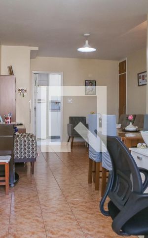 Apartamento à venda com 80m², 2 quartos e 1 vaga Apartamento à venda com 80m², 2 quartos e 1 vagaSala