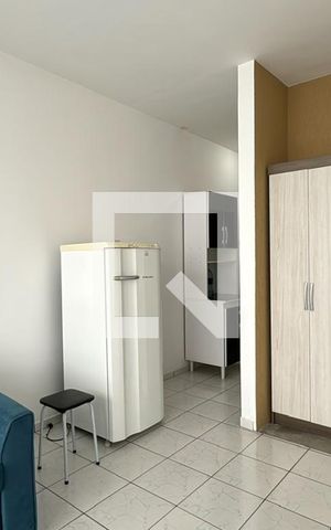 Studio à venda com 28m², 1 quarto e sem vaga Studio à venda com 28m², 1 quarto e sem vagaSala/ Quarto