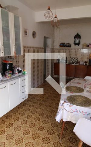 Casa à venda com 173m², 2 quartos e 2 vagasCozinha