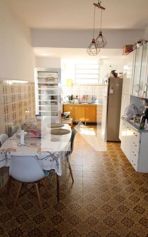Casa à venda com 173m², 2 quartos e 2 vagasCozinha