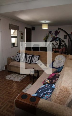 Casa à venda com 173m², 2 quartos e 2 vagasSala