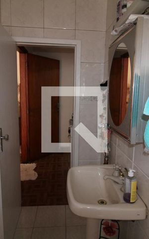 Casa à venda com 173m², 2 quartos e 2 vagasBanheiro