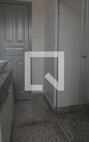 Apartamento para alugar com 100m², 3 quartos e sem vagaBanheiro