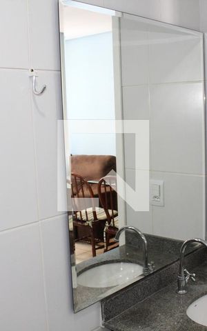 Apartamento à venda com 33m², 1 quarto e sem vagaBanheiro