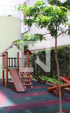 Apartamento à venda com 33m², 1 quarto e sem vagaÁrea comum - Playground