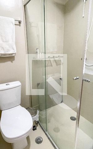 Studio para alugar com 25m², 1 quarto e sem vaga Studio para alugar com 25m², 1 quarto e sem vagaBanheiro