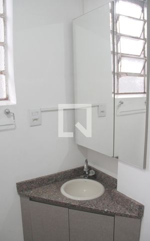 Apartamento para alugar com 70m², 2 quartos e sem vagaBanheiro 1