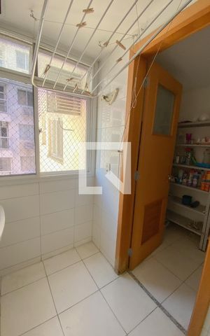 Apartamento à venda com 78m², 3 quartos e 1 vaga Apartamento à venda com 78m², 3 quartos e 1 vagaÁrea de Serviço