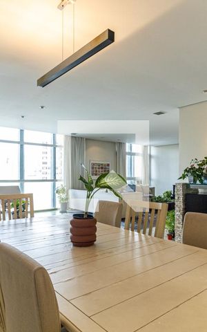 Apartamento à venda com 198m², 3 quartos e 1 vagaSala