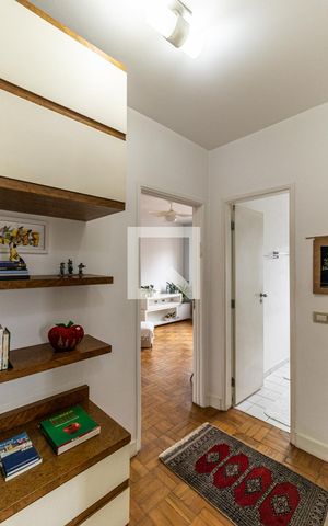 Apartamento à venda com 198m², 3 quartos e 1 vagaCorredor
