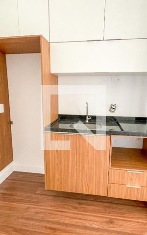 Studio à venda com 29m², 1 quarto e sem vaga Studio à venda com 29m², 1 quarto e sem vagaCozinha