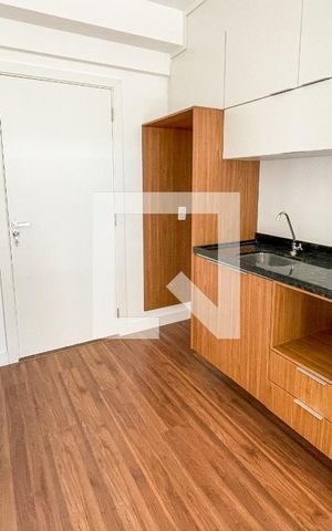 Studio à venda com 29m², 1 quarto e sem vaga Studio à venda com 29m², 1 quarto e sem vagaCozinha
