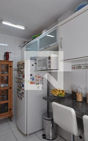 Casa de condomínio à venda com 117m², 2 quartos e 2 vagasCozinha - Armários