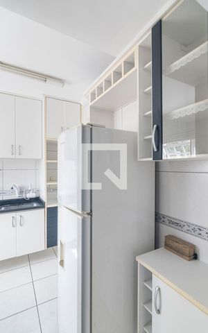 Casa de condomínio à venda com 100m², 2 quartos e 2 vagas Casa de condomínio à venda com 100m², 2 quartos e 2 vagasCozinha
