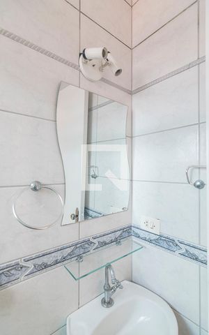 Casa de condomínio à venda com 100m², 2 quartos e 2 vagas Casa de condomínio à venda com 100m², 2 quartos e 2 vagasBanheiro da Suite