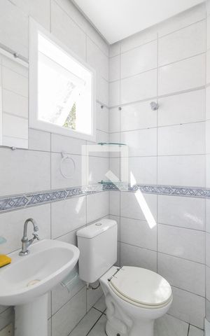 Casa de condomínio à venda com 100m², 2 quartos e 2 vagas Casa de condomínio à venda com 100m², 2 quartos e 2 vagasLavabo