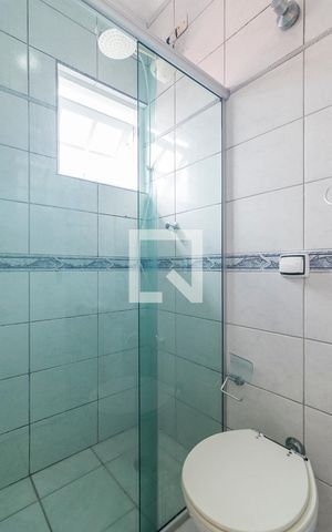 Casa de condomínio à venda com 100m², 2 quartos e 2 vagas Casa de condomínio à venda com 100m², 2 quartos e 2 vagasBanheiro da Suite