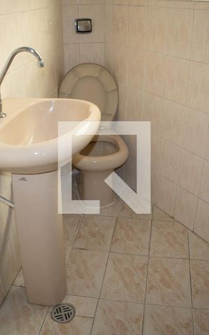 Casa à venda com 354m², 6 quartos e 2 vagasBanheiro 3