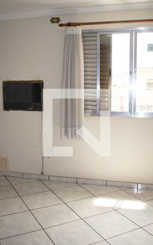 Casa à venda com 354m², 6 quartos e 2 vagasQuarto 6