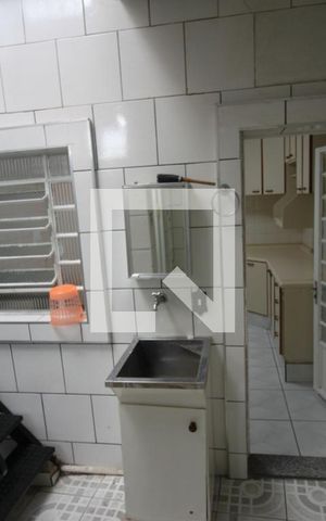 Casa para alugar com 150m², 2 quartos e 1 vagaÁrea de Serviço