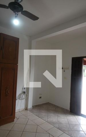 Casa para alugar com 150m², 2 quartos e 1 vagaQuarto 1