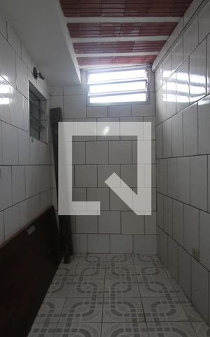 Casa para alugar com 150m², 2 quartos e 1 vagaQuintal