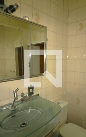 Casa para alugar com 150m², 2 quartos e 1 vagaBanheiro da Suíte 1