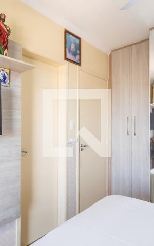 Apartamento à venda com 80m², 3 quartos e 2 vagas Apartamento à venda com 80m², 3 quartos e 2 vagasSuíte