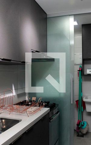 Apartamento à venda com 63m², 2 quartos e 2 vagasCozinha + Área de Serviço